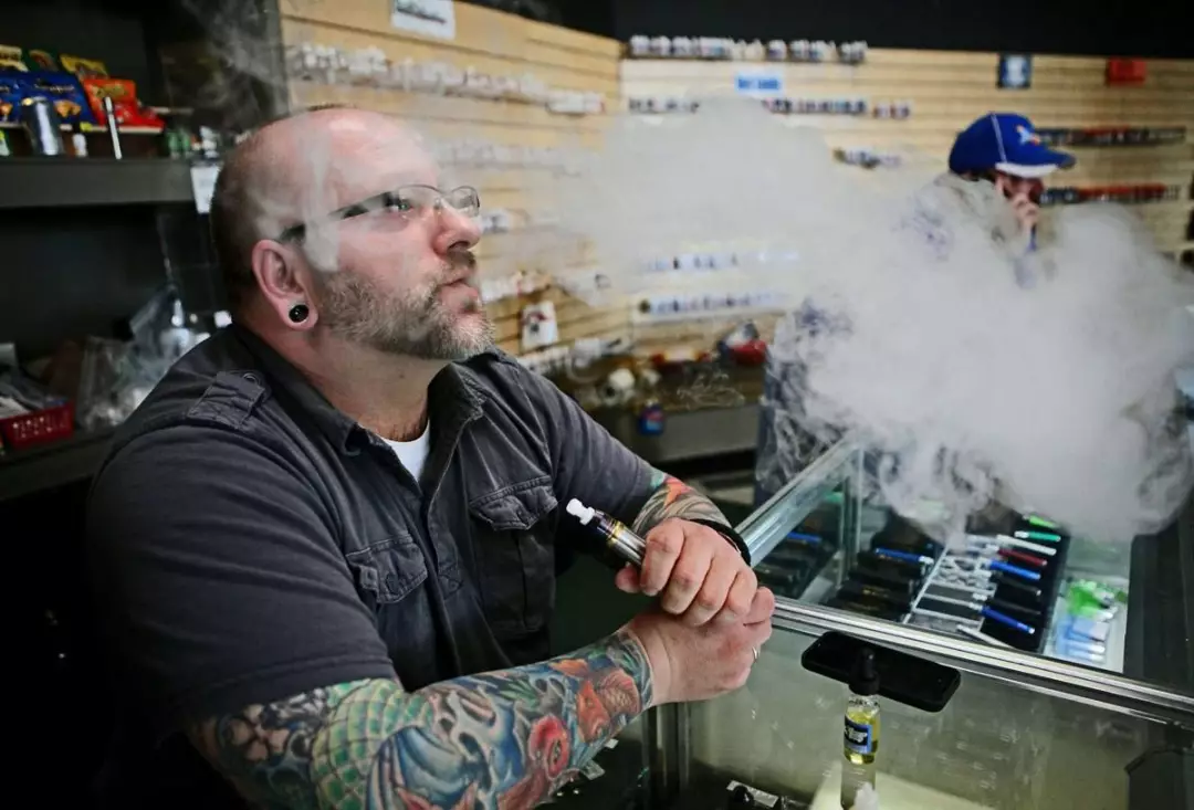 Jaki e-papieros wybrać, by cieszyć się pełnią smaku liquidu?