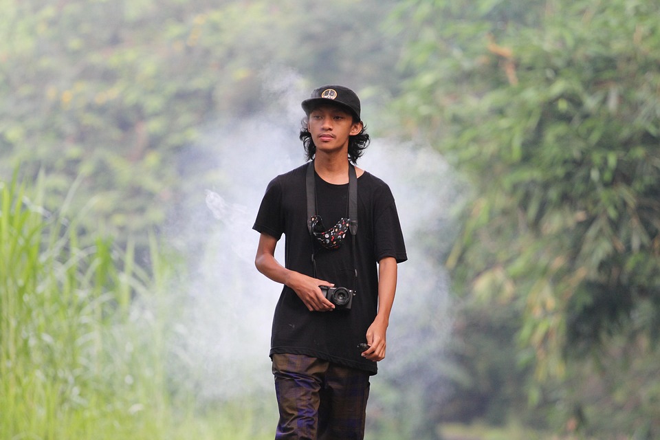 E-papierosy: Jak wybrać idealny sprzęt i liquid?